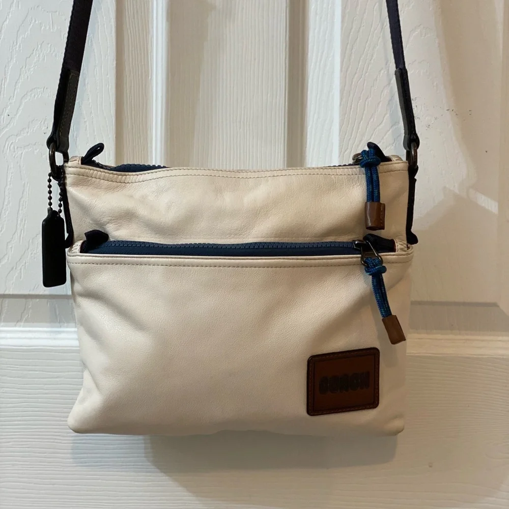 COACH PACER Messenger 25, Coach Pacer crossbody Men’s bag 11.5 by 9 inch - Picture 2 of 10